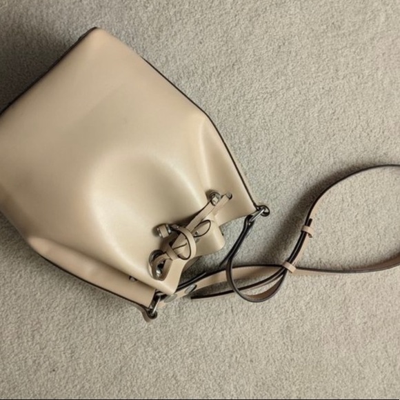 Zara bucket bag - Picture 3 of 3